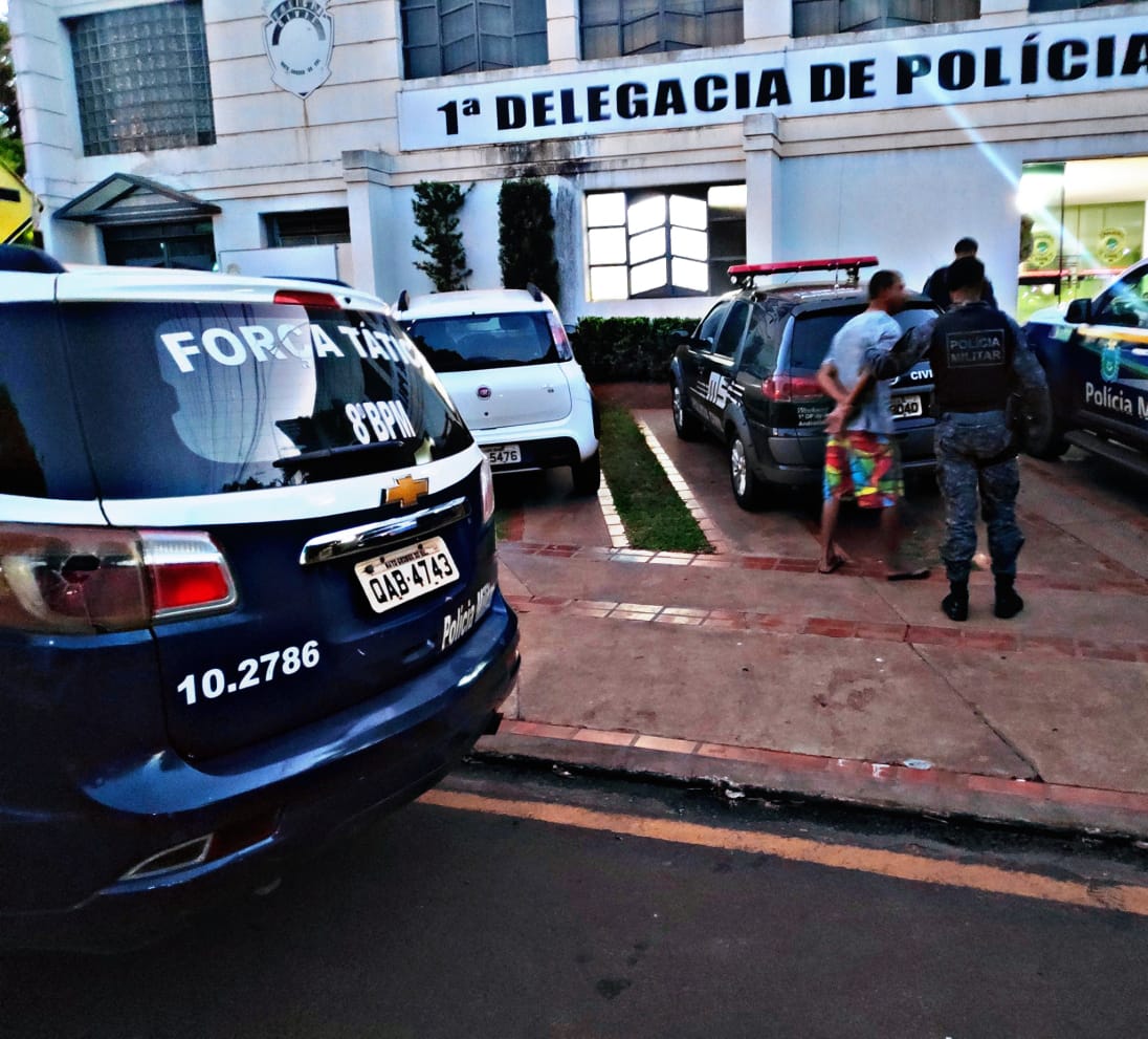 Segundo suspeito preso na Vila Beatriz - Foto: Jornal da Nova